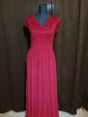 Elegant Lace Bodice Red Maxi Dress - Brand: DressyStar